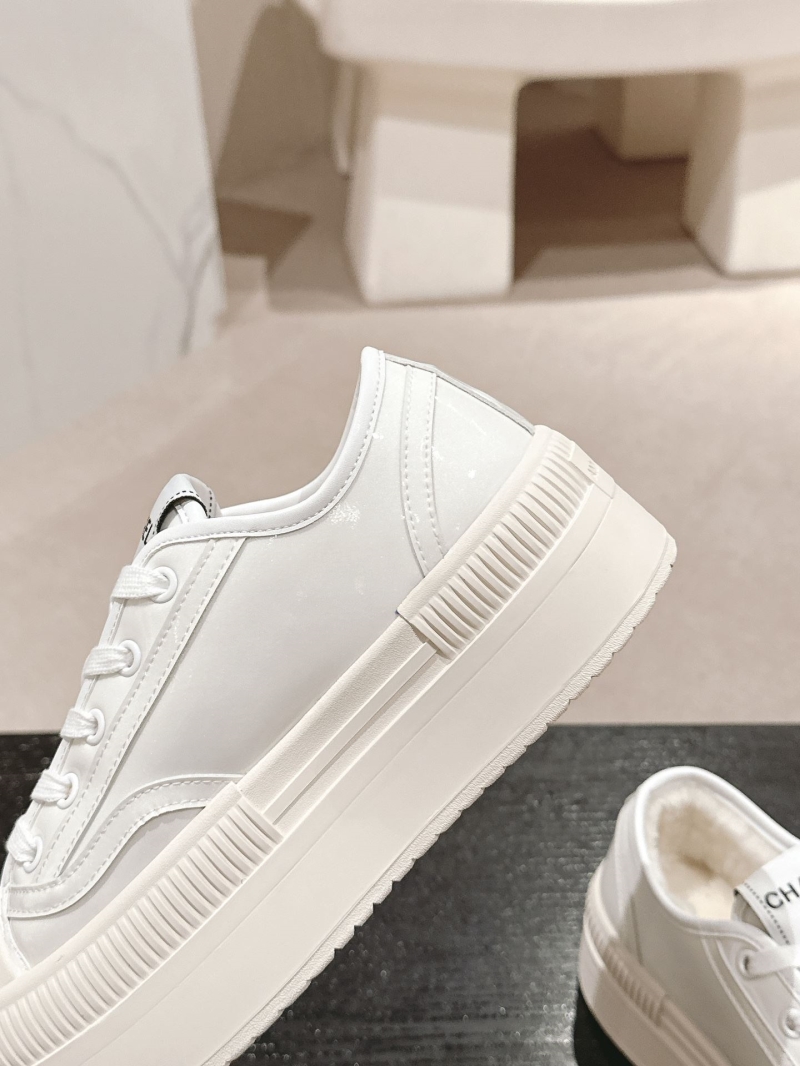 Ch**el sport shoes